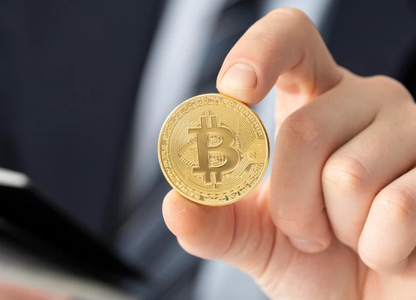 Ako efektívne ťažiť bitcoin v roku 2025